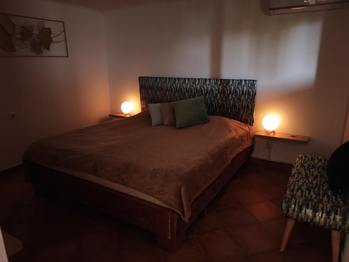 Aljmaš Apartman Dunav מראה חיצוני תמונה